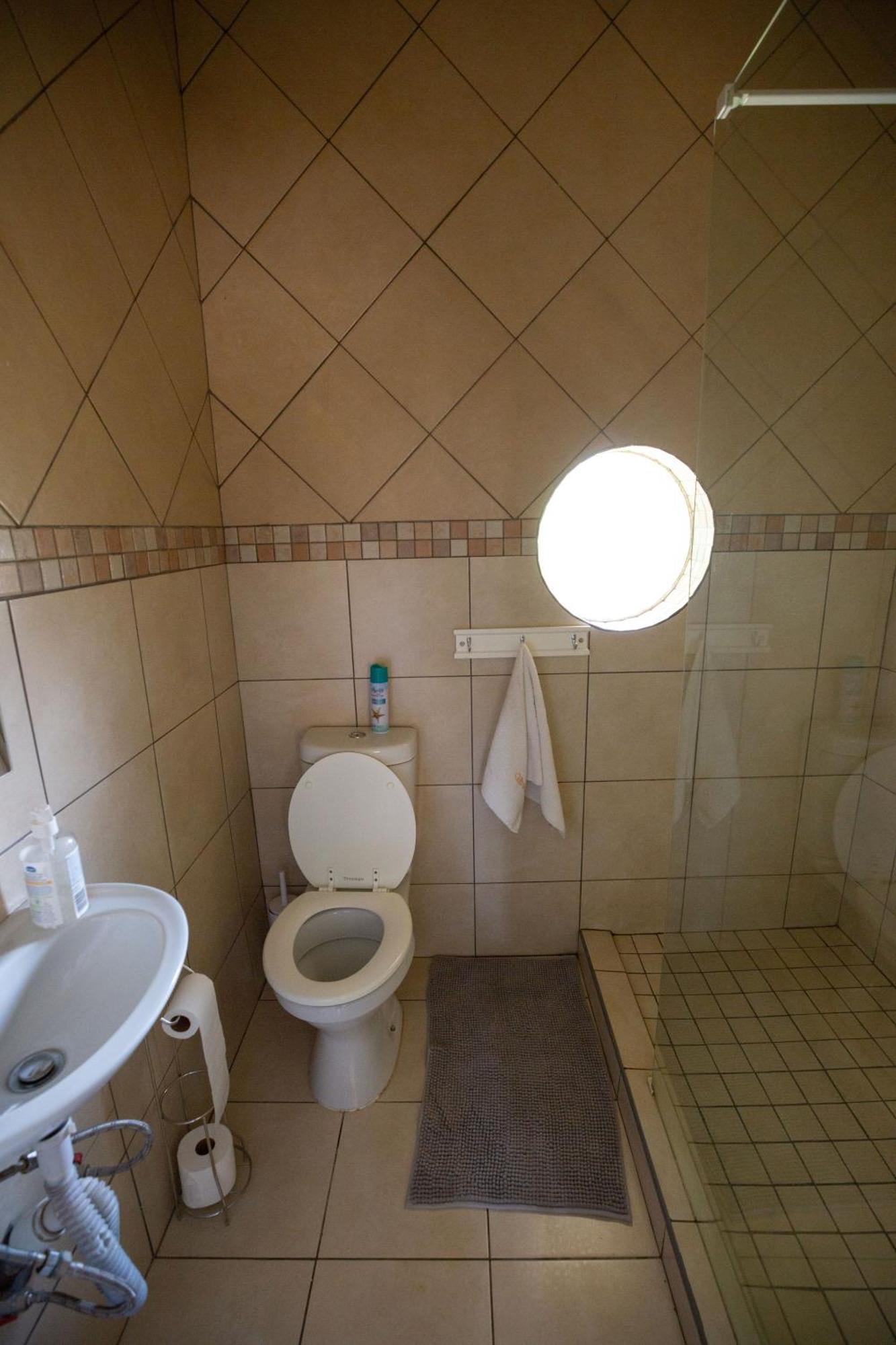 Gibson Place Vrede Екстериор снимка